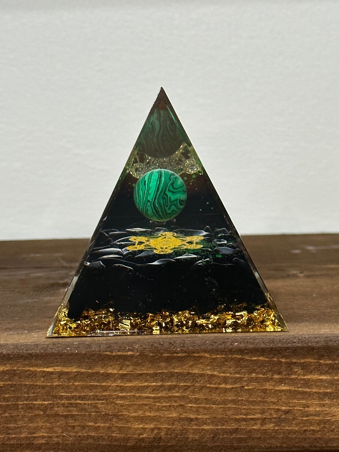 Universal Orgonite Pyramid Array (with Crop Circle Energy)